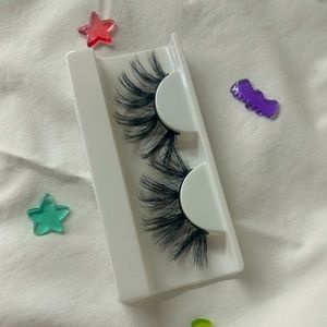 Boo’d up 25mm lash